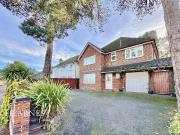 5 bedroom detached house for sale