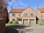 5 bedroom detached house for sale