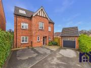 5 bedroom detached house for sale
