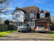 5 bedroom detached house for sale