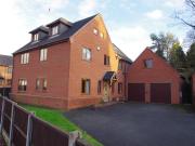 5 bedroom detached house for sale