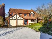 5 bedroom detached house for sale