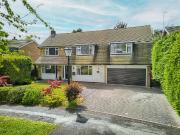 5 bedroom detached house for sale
