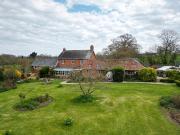 8 bedroom detached house for sale