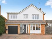 5 bedroom detached house for sale