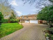 5 bedroom detached house for sale
