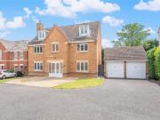 5 bedroom detached house for sale