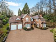 5 bedroom detached house for sale