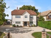 5 bedroom detached house for sale