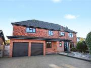 5 bedroom detached house for sale