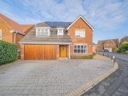 5 bedroom detached house for sale