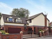 5 bedroom detached house for sale in 2a Arnold Avenue...