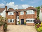 5 Bedroom Detached House For Sale In Borehamwood,...