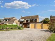 5 Bedroom Detached House For Sale In Broome Manor, Swindon