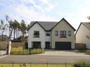 5 bedroom detached house for sale in Burn Avenue Wynyard...
