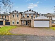 5 bedroom detached house for sale in Chelsea Close,...