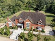 5 bedroom detached house for sale in Coldharbour Lane,...