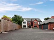 5 Bedroom Detached House For Sale In Coleshill, Birmingham