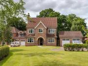 5 bedroom detached house for sale in Collingham Drive...