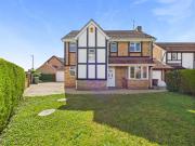 5 bedroom detached house for sale in Coniston Road,...