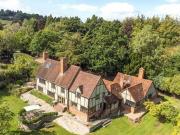 5 Bedroom Detached House For Sale In Cookham Dean, Berkshire