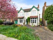 5 bedroom detached house for sale in Crescent Road,...