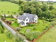 5 bedroom detached house for sale in Croftinloan...