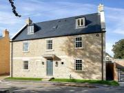 5 Bedroom Detached House For Sale In Crown Lane