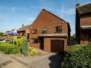 5 bedroom detached house for sale in Dorchester Gardens,...
