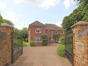 5 Bedroom Detached House For Sale In Finedon,...