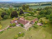 5 bedroom detached house for sale in Gallants Lane,...