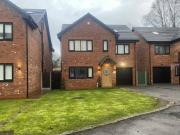 5 bedroom detached house for sale in Gillots Hollow...