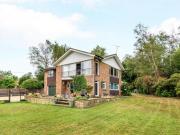 5 Bedroom Detached House For Sale In Godalming, Surrey
