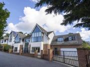 5 bedroom detached house for sale in Grasmere Cleadon...