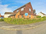 4 bedroom detached house for sale in Haydock Close,...