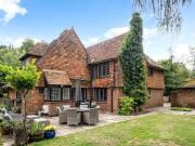 5 Bedroom Detached House For Sale In High Wycombe,...