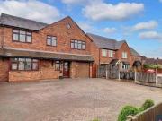5 bedroom detached house for sale in Highfields Road...