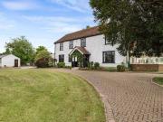 5 bedroom detached house for sale in Hockenden Lane,...