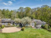 5 Bedroom Detached House For Sale In Horsham
