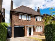 5 bedroom detached house for sale in Linden Lea, N2