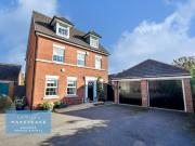 5 bedroom detached house for sale in Linnett Grove,...