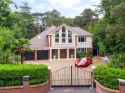 5 bedroom detached house for sale in Little Forest Road,...