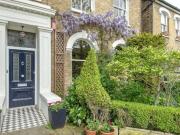 5 Bedroom Detached House For Sale In London