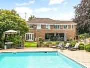 5 Bedroom Detached House For Sale In Maidenhead