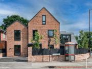 5 bedroom detached house for sale in Oak View, Crosbie...