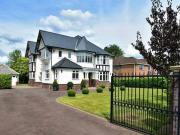 5 bedroom detached house for sale in Pownall Avenue...