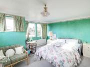 5 bedroom detached house for sale in Powys Lane, London, N14