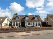 5 Bedroom Detached House For Sale In Pulloxhill,...