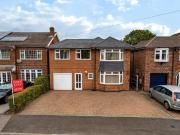 5 bedroom detached house for sale in Rivergreen...