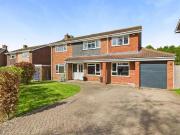 5 bedroom detached house for sale in Romney Close,...